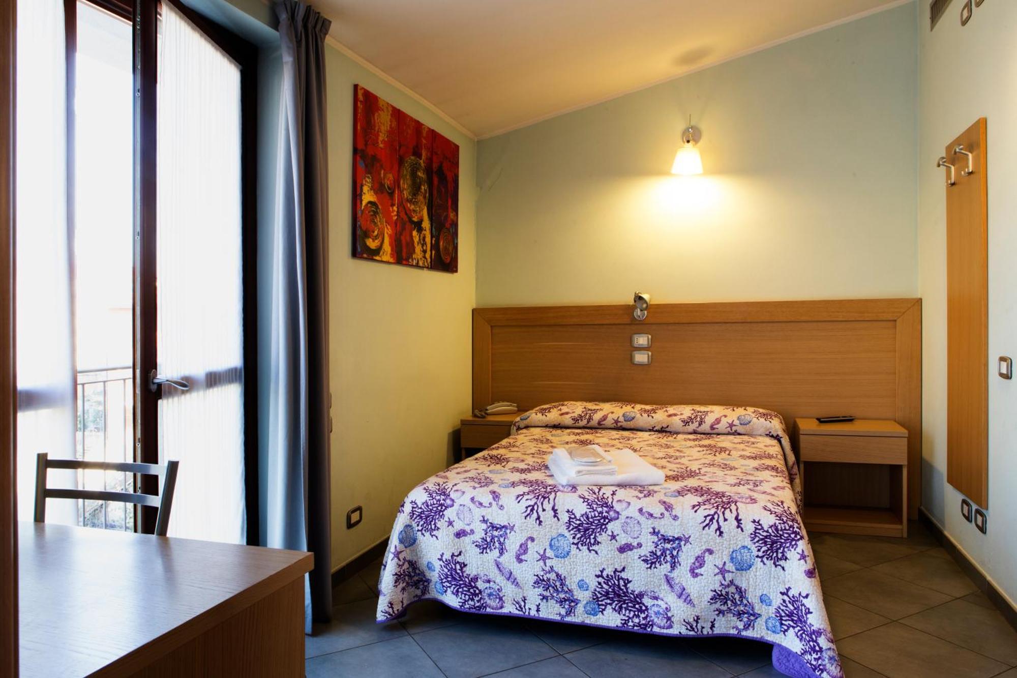 Albergo Verdi โนวีลิกูเร ภายนอก รูปภาพ
